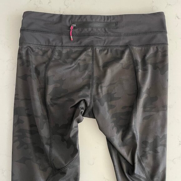 Lululemon Run: Inspire Crop II *All Full On Luxtreme Savasana Camo Leggings  6 - Picture 8 of 13
